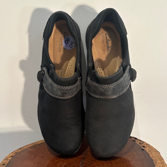 Clarks Roseville NEW Slip-On Loafers Blk Recycled Soles Store Display Size 8.5 - Picture 2 of 11